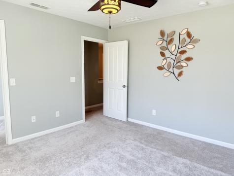 8332 Welder Place Indianapolis IN 46237