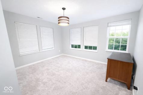 8332 Welder Place Indianapolis IN 46237