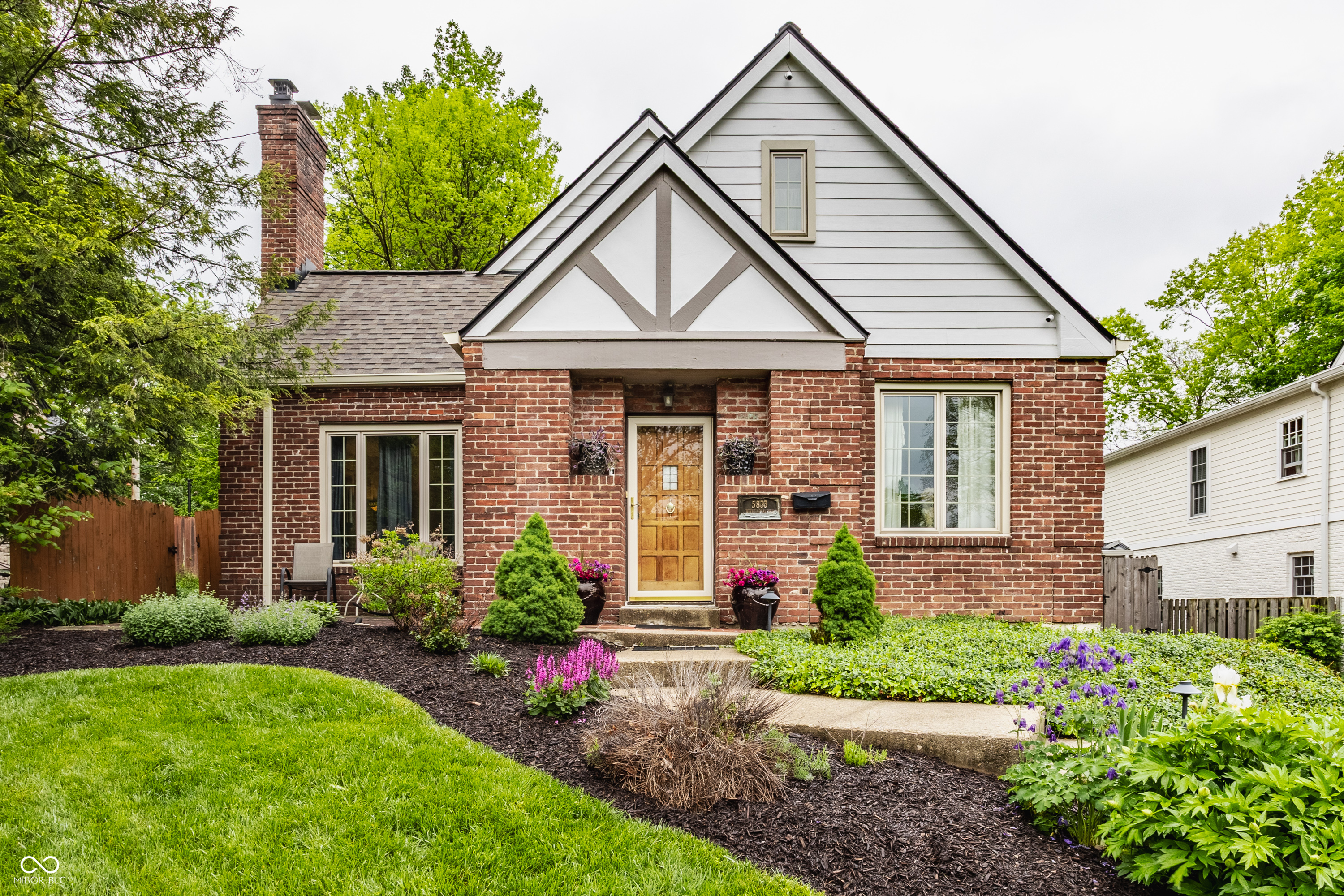5833 Winthrop Avenue Indianapolis IN 46220