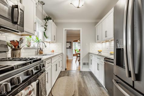 5833 Winthrop Avenue Indianapolis IN 46220