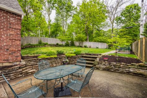 5833 Winthrop Avenue Indianapolis IN 46220