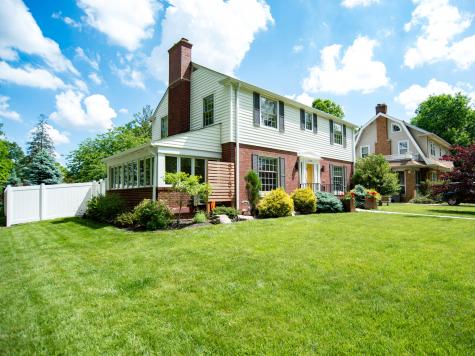 5758 E Pleasant Run Parkway North Drive Indianapolis IN 46219