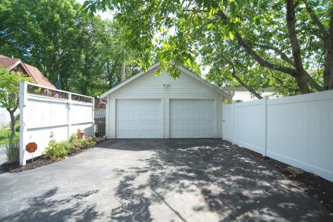 5758 E Pleasant Run Parkway North Drive Indianapolis IN 46219