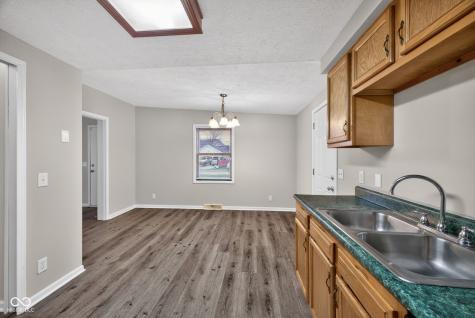 9254 E 39th Place Indianapolis IN 46235