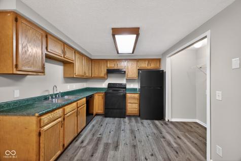 9254 E 39th Place Indianapolis IN 46235