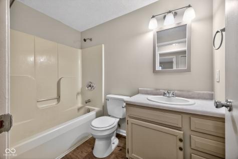 9254 E 39th Place Indianapolis IN 46235