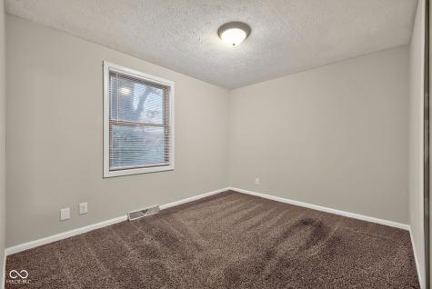 9254 E 39th Place Indianapolis IN 46235