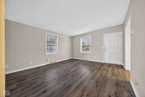 9254 E 39th Place Indianapolis IN 46235