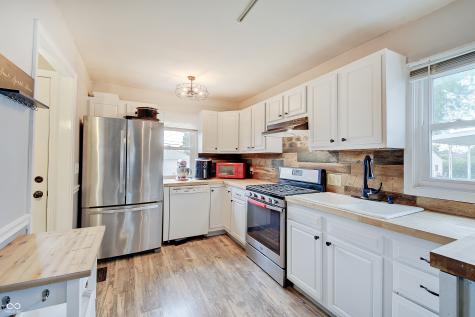 73 S 3rd Avenue Beech Grove IN 46107