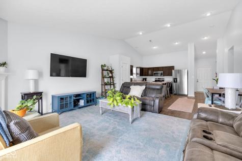 12105 Fall Court Indianapolis IN 46229