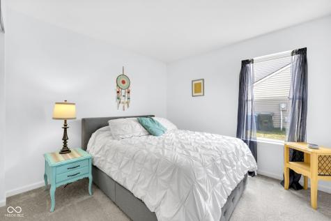 12105 Fall Court Indianapolis IN 46229