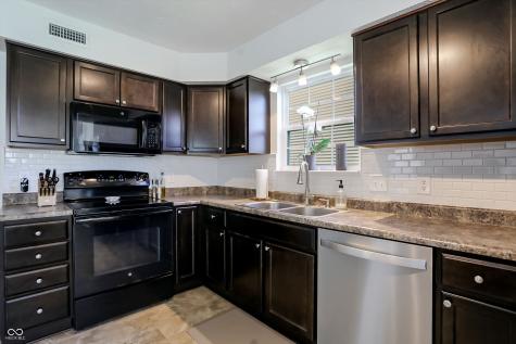 907 Burntwood Way Westfield IN 46074