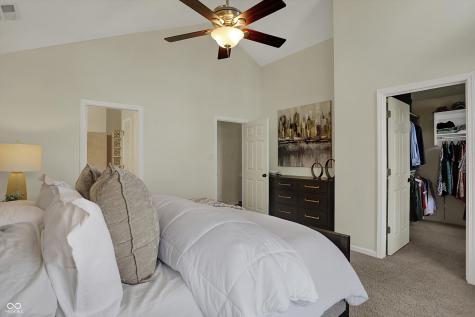 2037 Rhettsbury Street Carmel IN 46032
