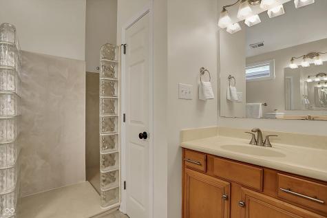 2037 Rhettsbury Street Carmel IN 46032