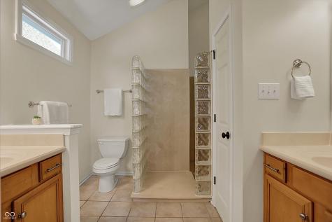 2037 Rhettsbury Street Carmel IN 46032