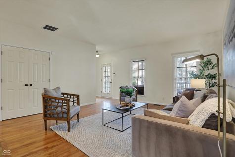2037 Rhettsbury Street Carmel IN 46032