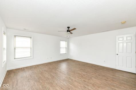 11035 Cool Winds Way Fishers IN 46037