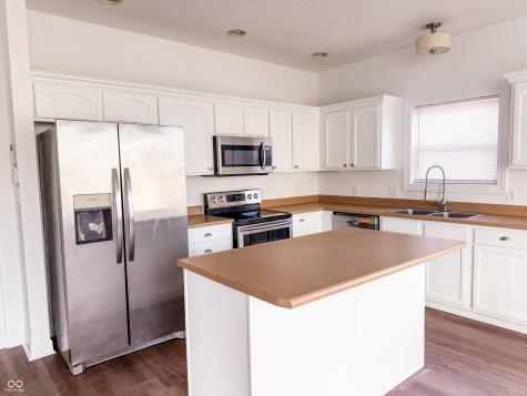 11035 Cool Winds Way Fishers IN 46037