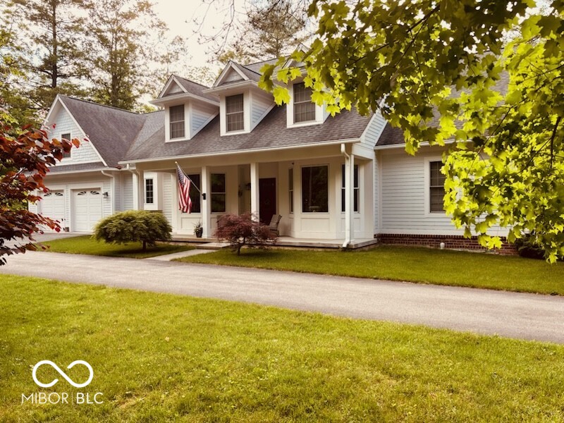 2333 S 900 E Zionsville IN 46077