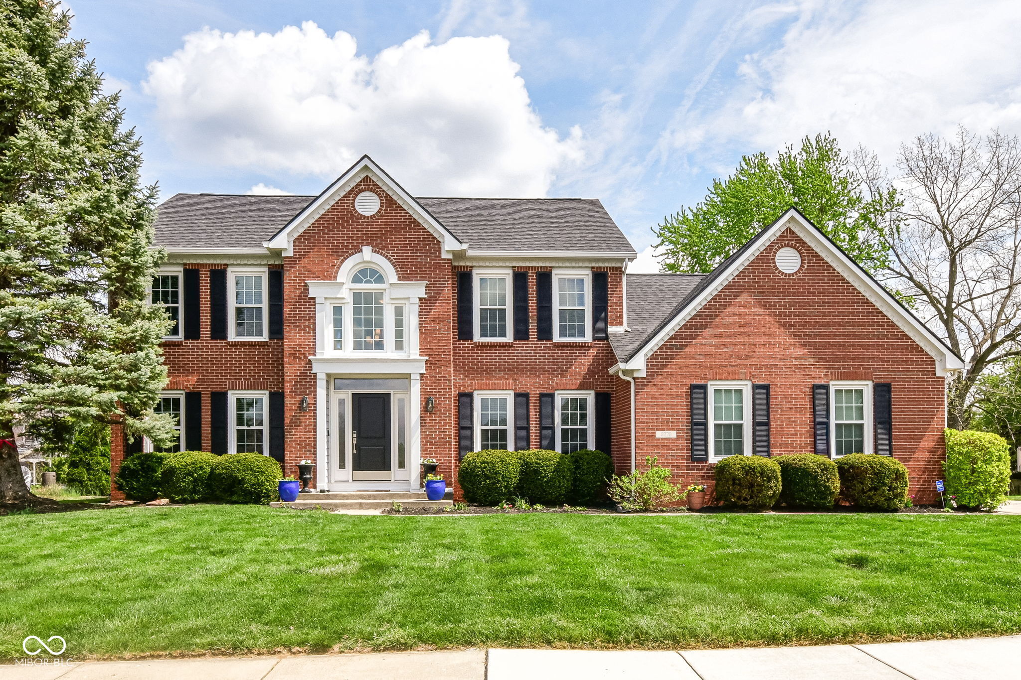 9279 Oak Knoll Lane Fishers IN 46037