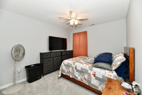 1364 Lexington Trail Greenfield IN 46140
