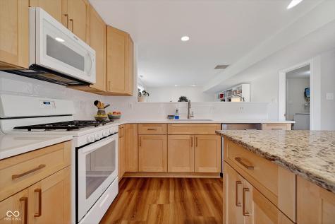 10552 Greenway Drive Fishers IN 46037