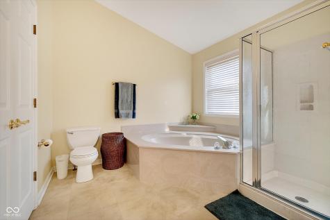 10552 Greenway Drive Fishers IN 46037