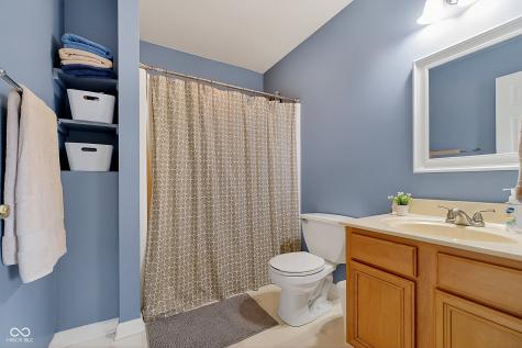 10552 Greenway Drive Fishers IN 46037