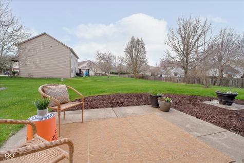 10552 Greenway Drive Fishers IN 46037