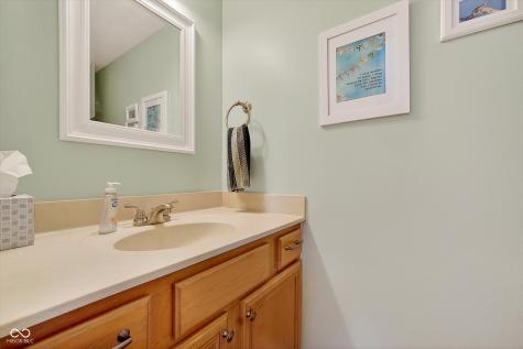 10552 Greenway Drive Fishers IN 46037