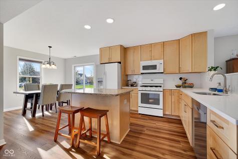 10552 Greenway Drive Fishers IN 46037
