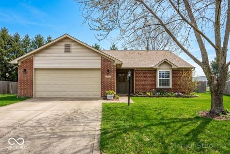 450 E Pine Ridge Drive Westfield IN 46074