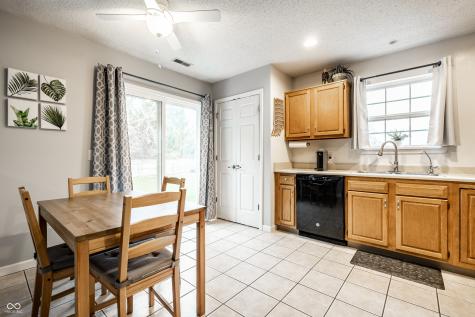 450 E Pine Ridge Drive Westfield IN 46074