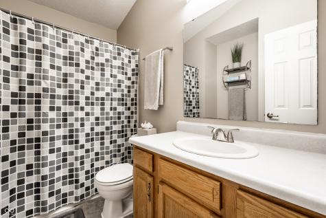 450 E Pine Ridge Drive Westfield IN 46074