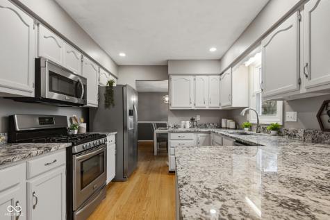 730 Rocky Ford Road Columbus IN 47203