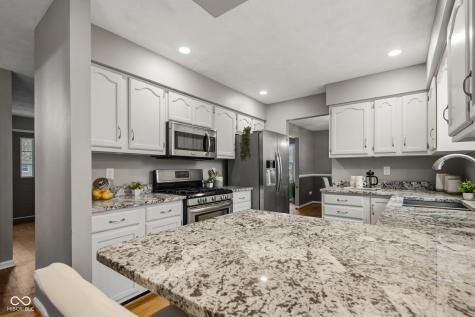 730 Rocky Ford Road Columbus IN 47203