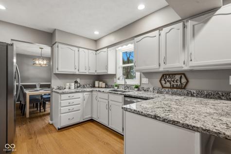 730 Rocky Ford Road Columbus IN 47203