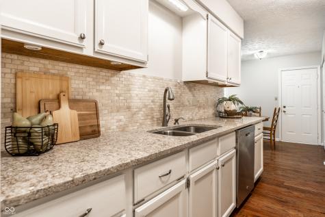 2103 Oak Run North Drive Indianapolis IN 46260