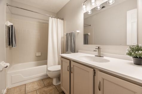2103 Oak Run North Drive Indianapolis IN 46260