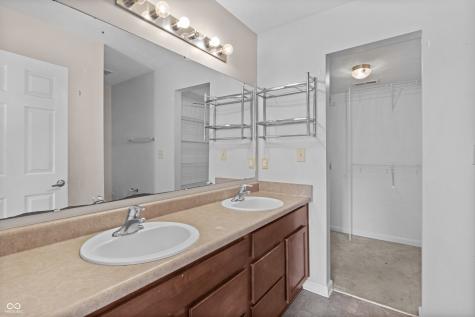5404 Himalayan Drive Indianapolis IN 46239