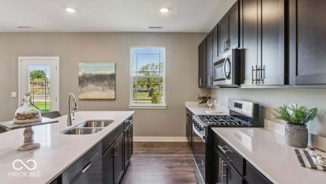 5731 Flat Hill Drive Indianapolis IN 46239