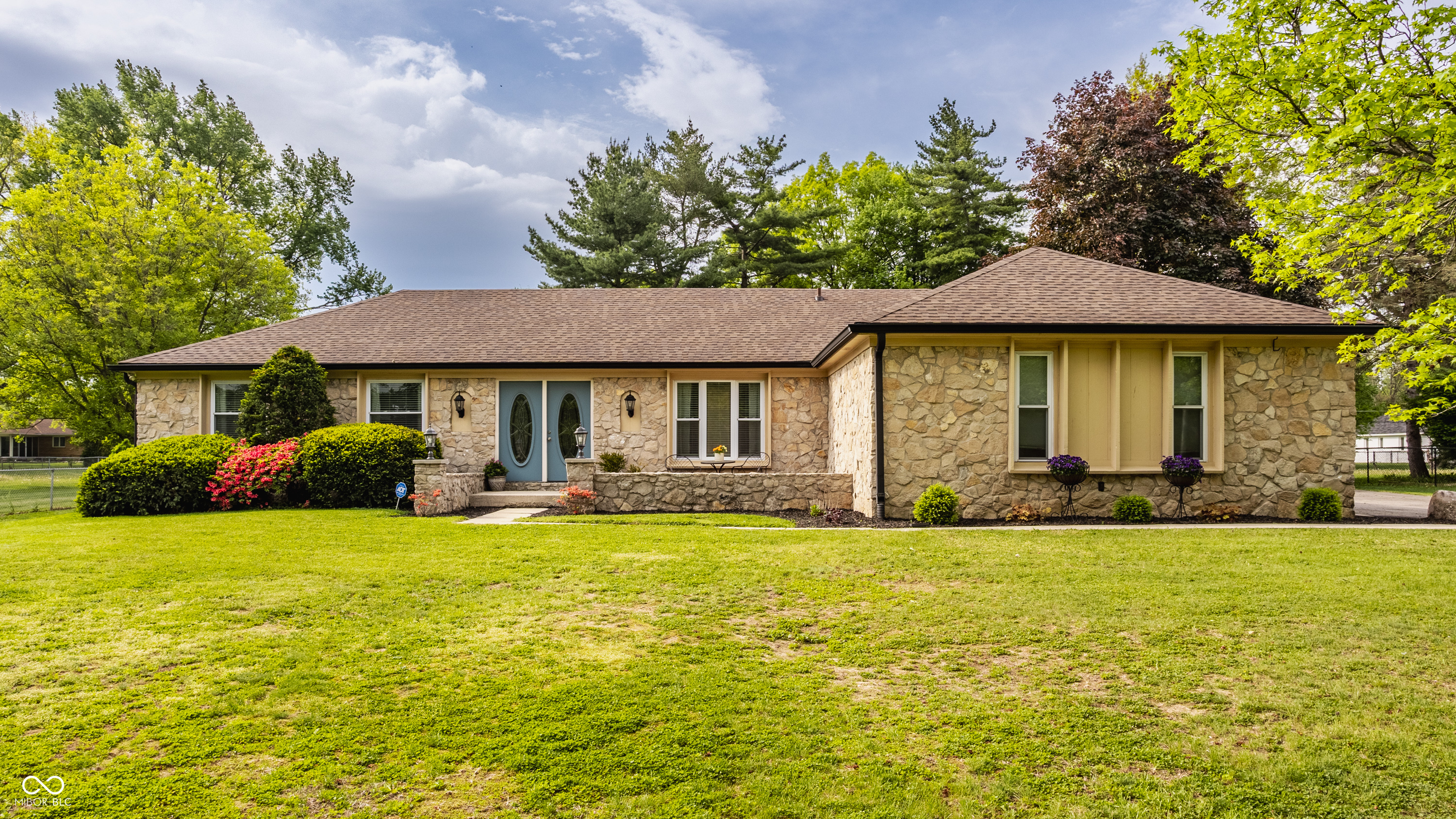441 W 65th Street Indianapolis IN 46260