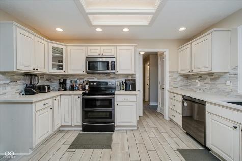 7067 E County Road 200 N Avon IN 46123