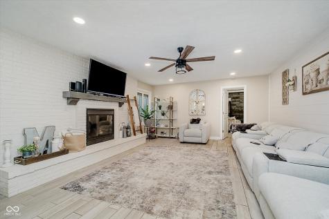 7067 E County Road 200 N Avon IN 46123