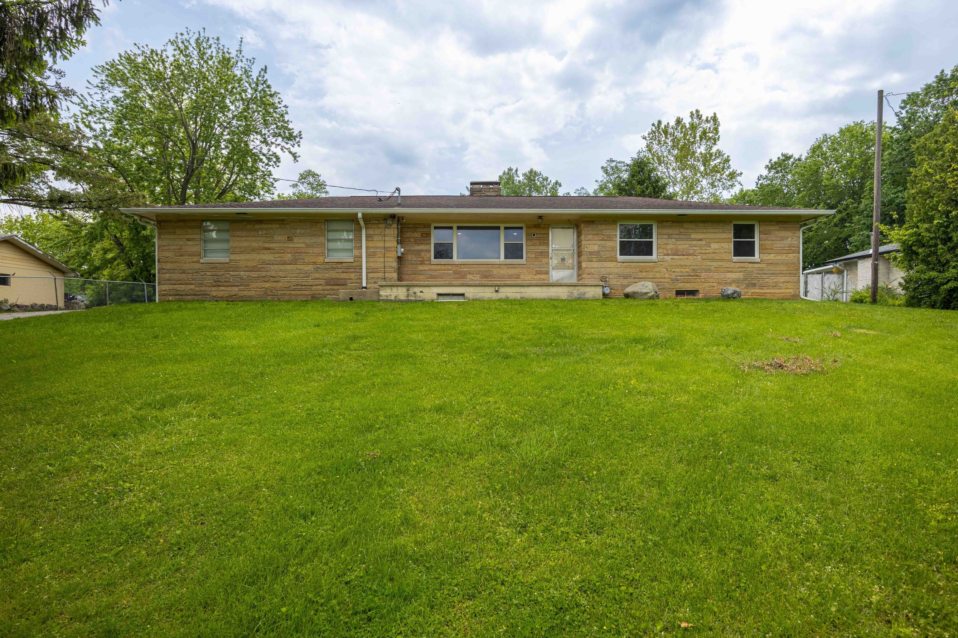 6843 W Thompson Road Indianapolis IN 46241