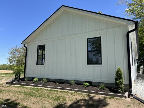 4653 E Us Highway 36 Markleville IN 46056