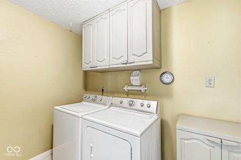 1914 Cross Willow Lane Indianapolis IN 46239