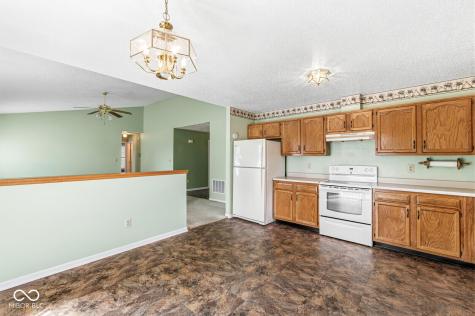 1914 Cross Willow Lane Indianapolis IN 46239