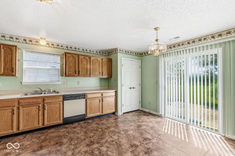 1914 Cross Willow Lane Indianapolis IN 46239