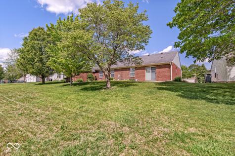 1914 Cross Willow Lane Indianapolis IN 46239